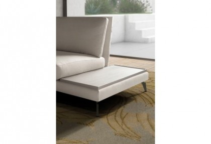 FEELING - divano ad angolo con TAVOLINO finitura beige ( bracciolo CLASS - piedino ONE antracite ) - SOFA CLUB