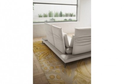 FEELING - divano ad angolo con TAVOLINO ( bracciolo CLASS - piedino ONE antracite - vista retro ) - SOFA CLUB