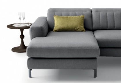 MILANO - divano con chaise longue relax ( divano con poggiareni alto trapuntato per un sostegno lombare ottimale ) - SOFA CLUB