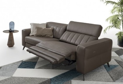 MILANO - divano 3 posti relax elettrico ( meccanismo con doppia tavoletta poggiapiedi per un maggior supporto ) - SOFA CLUB