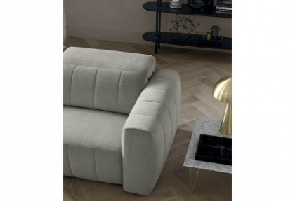 ORIGINAL - divano 3 posti ( particolare bracciolo leggermente bombato con cucitura trapuntata ) - SOFA CLUB