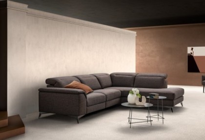 GRANRELAX - divano relax angolare ( laterale 2 posti con 2 relax elettrici -angolo quadrato con penisola - piedino TWO ) - SOFA CLUB