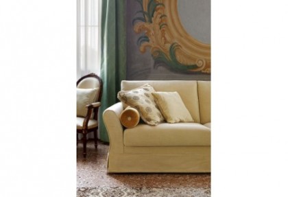 TIFFANY-divano ad angolo - particolare del bracciolo ( divani classici in tessuto ) - SOFA CLUB