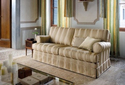 TAMIGI - divano 3 posti ( versione divano con balza + bordino tono su tono ) - divani classici in stoffa - SOFA CLUB