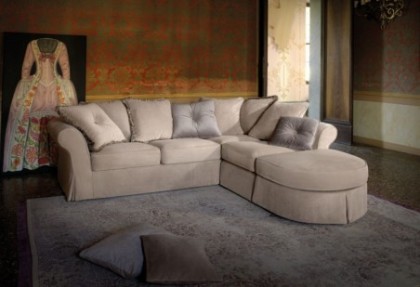 EPOCA - composizione divano classico ad angolo ( versione divano con balza ) divano 3 posti extra + poltrona centrale sb + pouf