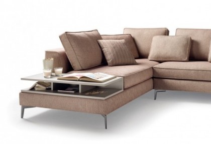 HARRY - composizione divano ad angolo ( dettaglio angolo con libreria terminale maxi ; piedino TWO finitura bronzo ) - SOFA CLUB